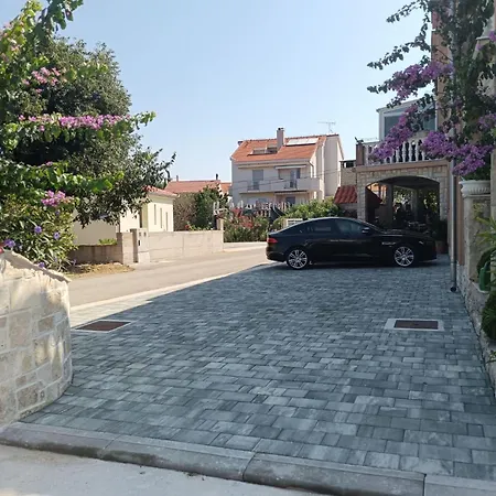 Moreta - Luce Mit Terrasse By Interhome Apartament