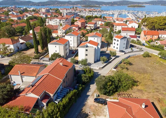 Apartman Moreta - Luce Mit Terrasse By Interhome