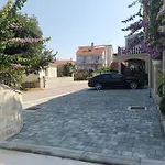 Moreta - Luce Mit Terrasse By Interhome Διαμέρισμα